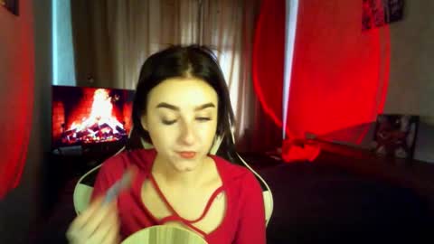 Snapshot of krisbadass chatting on 10-23-25, 09:41 Kris online show from 10-23-25, 09:41