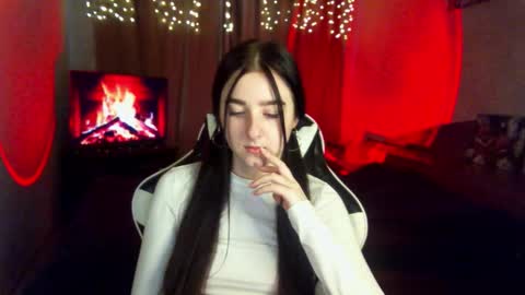 Snapshot of krisbadass chatting on 11-04-25, 07:29 Kris online show from 11-04-25, 07:29