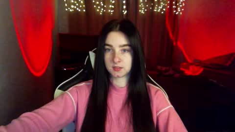 Snapshot of krisbadass chatting on 11-09-25, 10:13 Kris online show from 11-09-25, 10:13