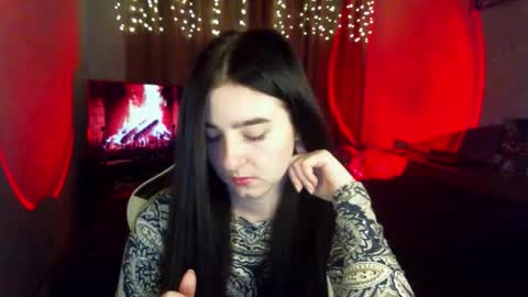 Snapshot of krisbadass chatting on 11-11-25, 05:51 Kris online show from 11-11-25, 05:51