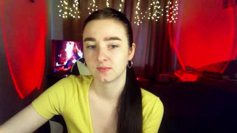 Snapshot of krisbadass chatting on 11-16-25, 10:54 Kris online show from 11-16-25, 10:54