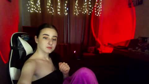 Snapshot of krisbadass chatting on 11-20-25, 06:46 Kris online show from 11-20-25, 06:46