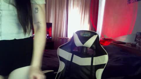 Snapshot of krisbadass chatting on 11-22-25, 07:40 Kris online show from 11-22-25, 07:40