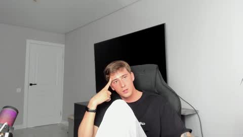 Snapshot of krishort chatting on 06-04-26, 12:00 krishort online show from 06-04-26, 12:00