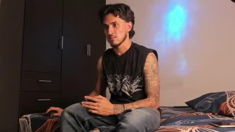 Kriss online show from 06-24-26, 02:32