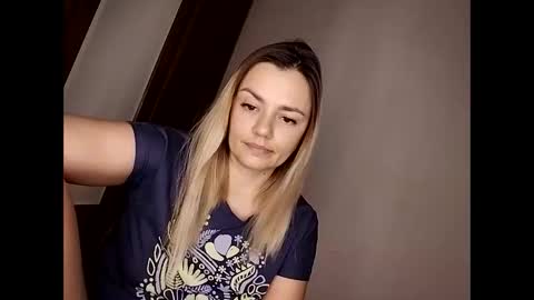 KrissSexi online show from 11-06-25, 03:46