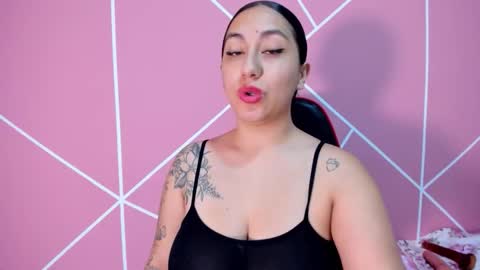 Snapshot of krissttal__ chatting on 09-10-25, 10:59 kristal online show from 09-10-25, 10:59