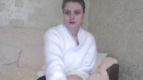 Snapshot of krissvoss chatting on 11-06-25, 01:12 krissvoss online show from 11-06-25, 01:12