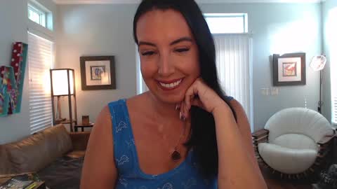 Krissy online show from 12-15-24, 02:05