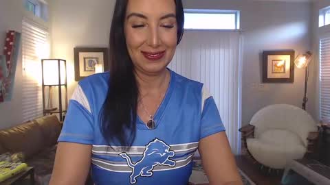 Snapshot of krissy2024 chatting on 01-18-25, 12:36 Krissy online show from 01-18-25, 12:36