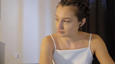 kristandaty online show from 02-22-26, 08:35