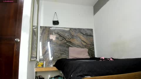 Kristel  online show from 11-19-25, 12:05