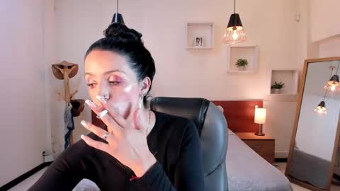 Sophia online show from 12-13-24, 08:58