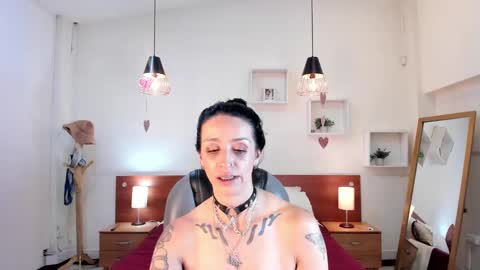 Sophia online show from 02-16-25, 12:30