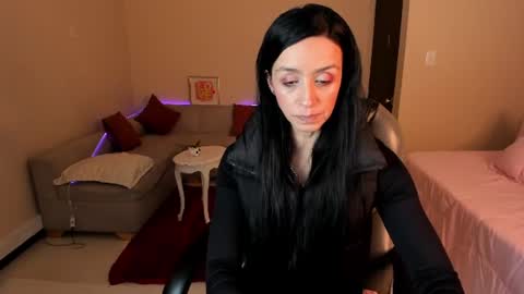 Sophia online show from 07-06-26, 08:00