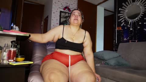 Kristen online show from 01-28-25, 09:40