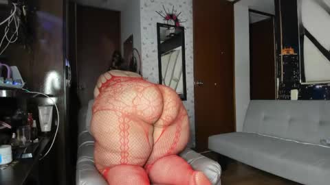 Kristen online show from 04-28-26, 02:27