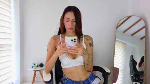 Kris online show from 09-22-25, 04:09