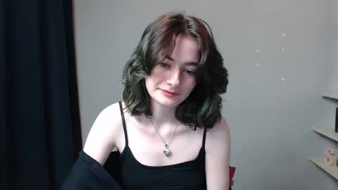 Snapshot of kristi_nas chatting on 01-07-25, 10:22 Kristina online show from 01-07-25, 10:22