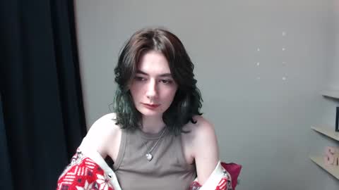 Snapshot of kristi_nas chatting on 01-15-25, 01:20 Kristina online show from 01-15-25, 01:20