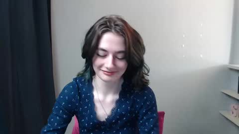 Snapshot of kristi_nas chatting on 01-22-25, 10:18 Kristina online show from 01-22-25, 10:18