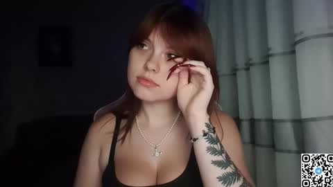 Snapshot of kristibloom chatting on 09-11-25, 06:08 Christie online show from 09-11-25, 06:08