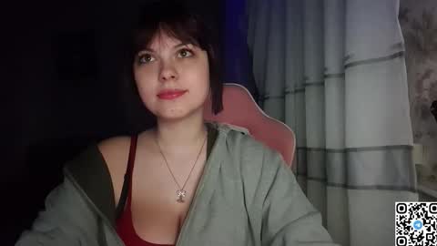 Snapshot of kristibloom chatting on 09-27-25, 06:13 Christie online show from 09-27-25, 06:13