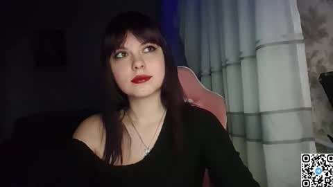 Snapshot of kristibloom chatting on 09-28-25, 06:02 Christie online show from 09-28-25, 06:02