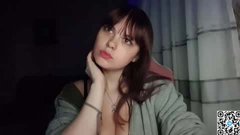 Snapshot of kristibloom chatting on 10-05-25, 06:17 Christie online show from 10-05-25, 06:17