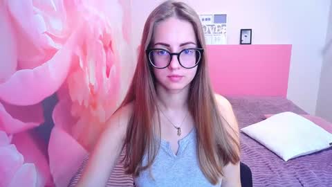 Kristina Adel online show from 12-30-24, 08:10