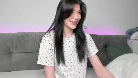 Snapshot of kristina_angel1 chatting on 02-04-26, 09:15 polya online show from 02-04-26, 09:15