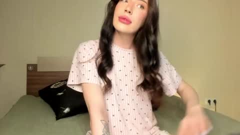 Snapshot of kristina_angel1 chatting on 05-20-26, 06:08 polya online show from 05-20-26, 06:08