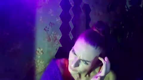 Kristina online show from 02-14-25, 05:14