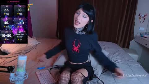 Snapshot of kristinaholland chatting on 12-23-24, 09:18 kristina online show from 12-23-24, 09:18