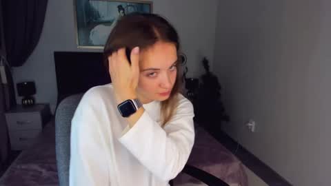 Snapshot of kristinalevis chatting on 01-12-25, 07:42 Kristina online show from 01-12-25, 07:42