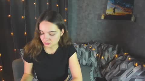 Snapshot of kristinalevis chatting on 02-02-25, 05:48 Kristina online show from 02-02-25, 05:48