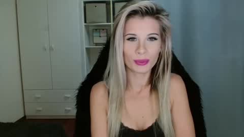 KristineAmore online show from 11-13-25, 04:17