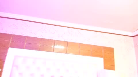 Snapshot of kristinels chatting on 01-22-25, 03:40 kristin online show from 01-22-25, 03:40