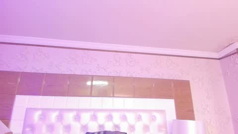 Snapshot of kristinels chatting on 02-08-25, 04:14 kristin online show from 02-08-25, 04:14