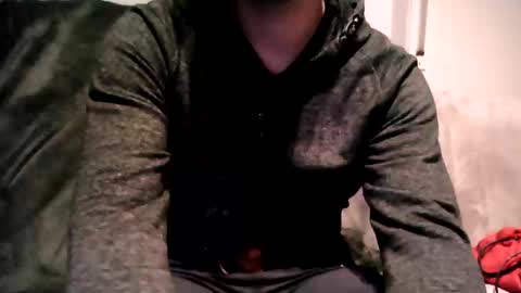 Snapshot of kristoffer220 chatting on 12-28-24, 08:04 kristoffer220 online show from 12-28-24, 08:04