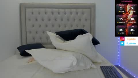 Snapshot of kristy_calderon chatting on 12-21-24, 12:53 Juliette online show from 12-21-24, 12:53