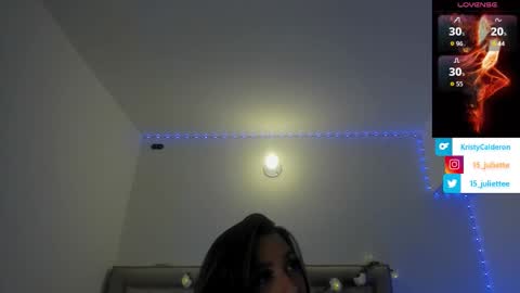 Snapshot of kristy_calderon chatting on 10-21-25, 10:43 Juliette online show from 10-21-25, 10:43