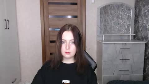 Kristy online show from 11-21-25, 09:24