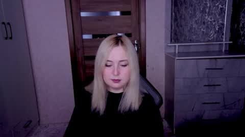 Kristy online show from 04-06-26, 07:26