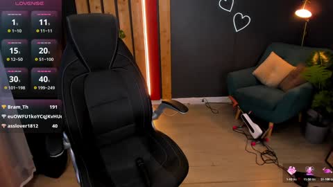 Snapshot of kristy_rayyy chatting on 02-02-25, 09:08 Monika online show from 02-02-25, 09:08