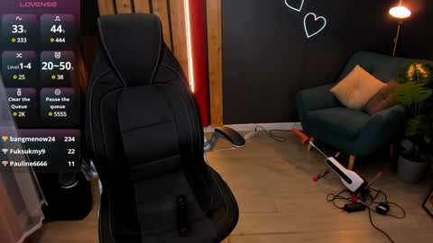 Snapshot of kristy_rayyy chatting on 02-03-25, 08:24 Monika online show from 02-03-25, 08:24