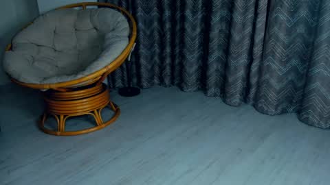 Misty online show from 04-21-26, 09:06