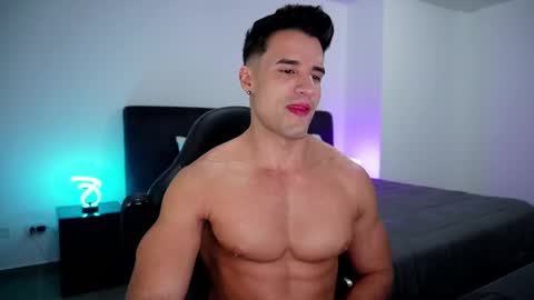 Snapshot of krops_ chatting on 02-12-25, 09:20 KROPS online show from 02-12-25, 09:20