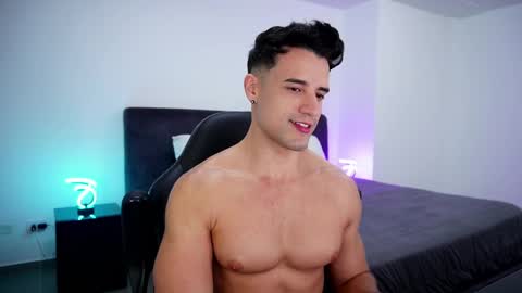 Snapshot of krops_ chatting on 03-09-25, 01:37 KROPS online show from 03-09-25, 01:37