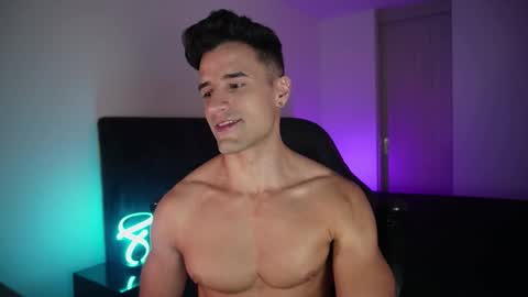 Snapshot of krops_ chatting on 11-25-25, 04:34 KROPS online show from 11-25-25, 04:34